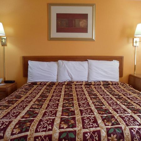אוסטין Rodeway Inn & Suites מראה חיצוני תמונה
