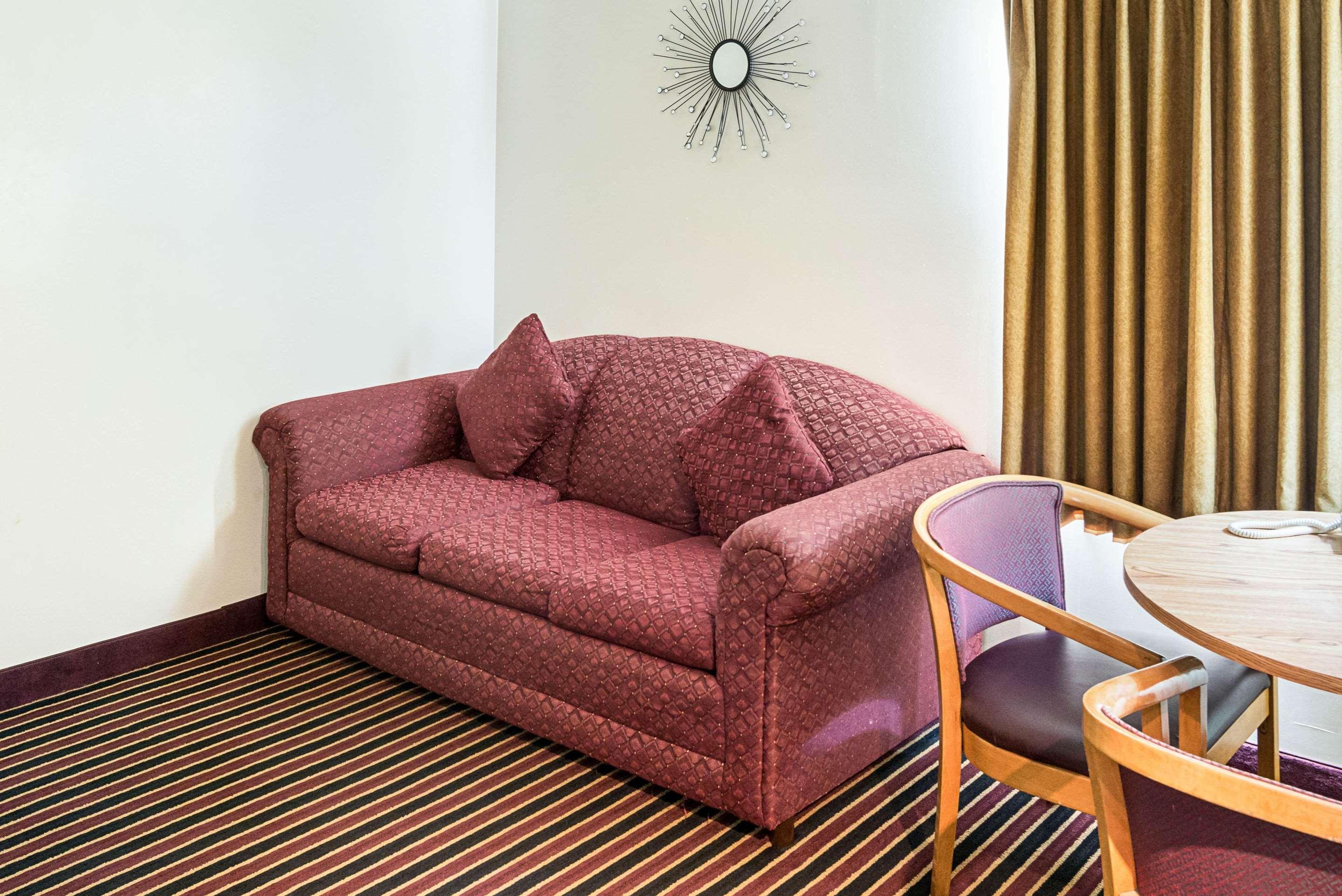 אוסטין Rodeway Inn & Suites מראה חיצוני תמונה