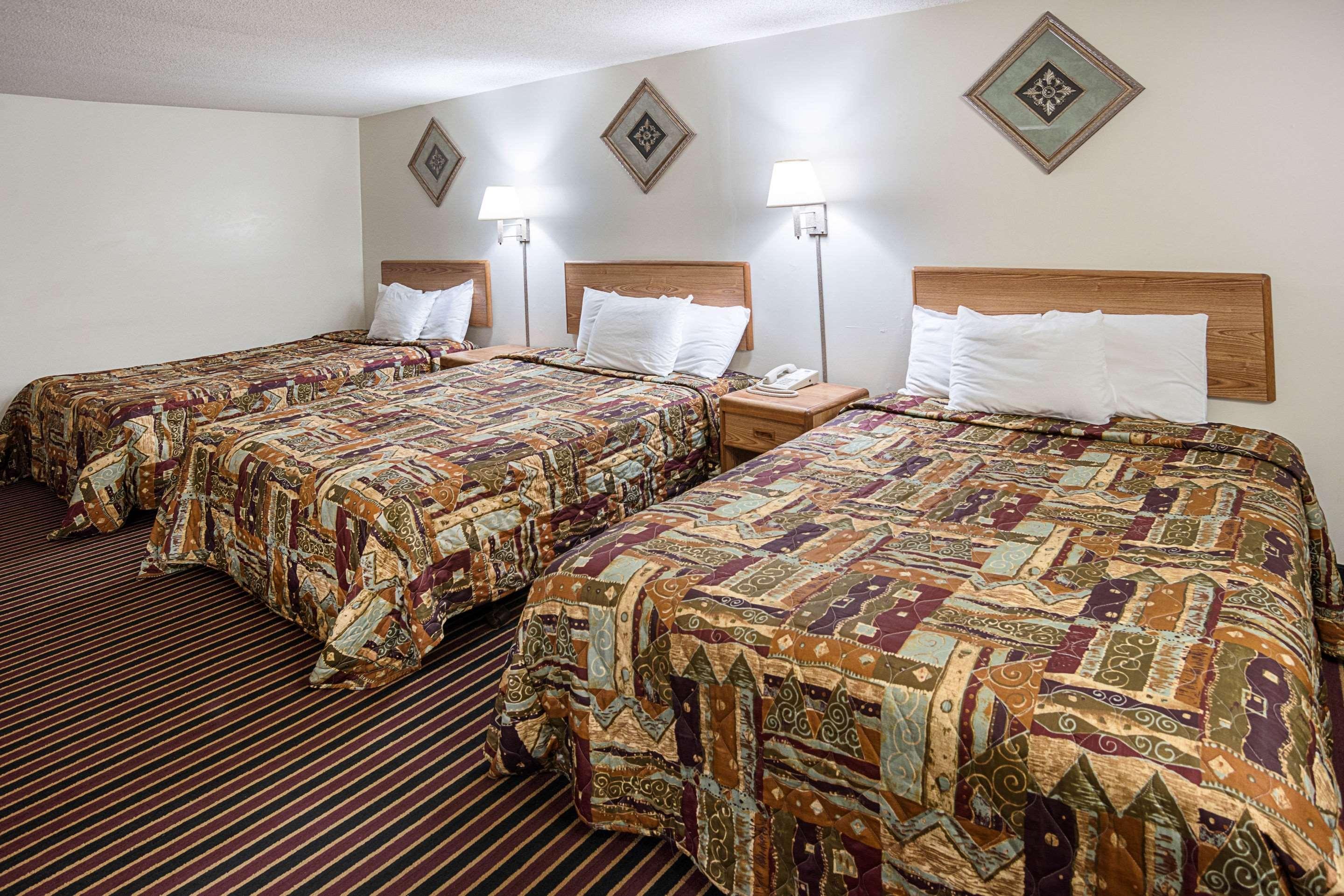 אוסטין Rodeway Inn & Suites מראה חיצוני תמונה