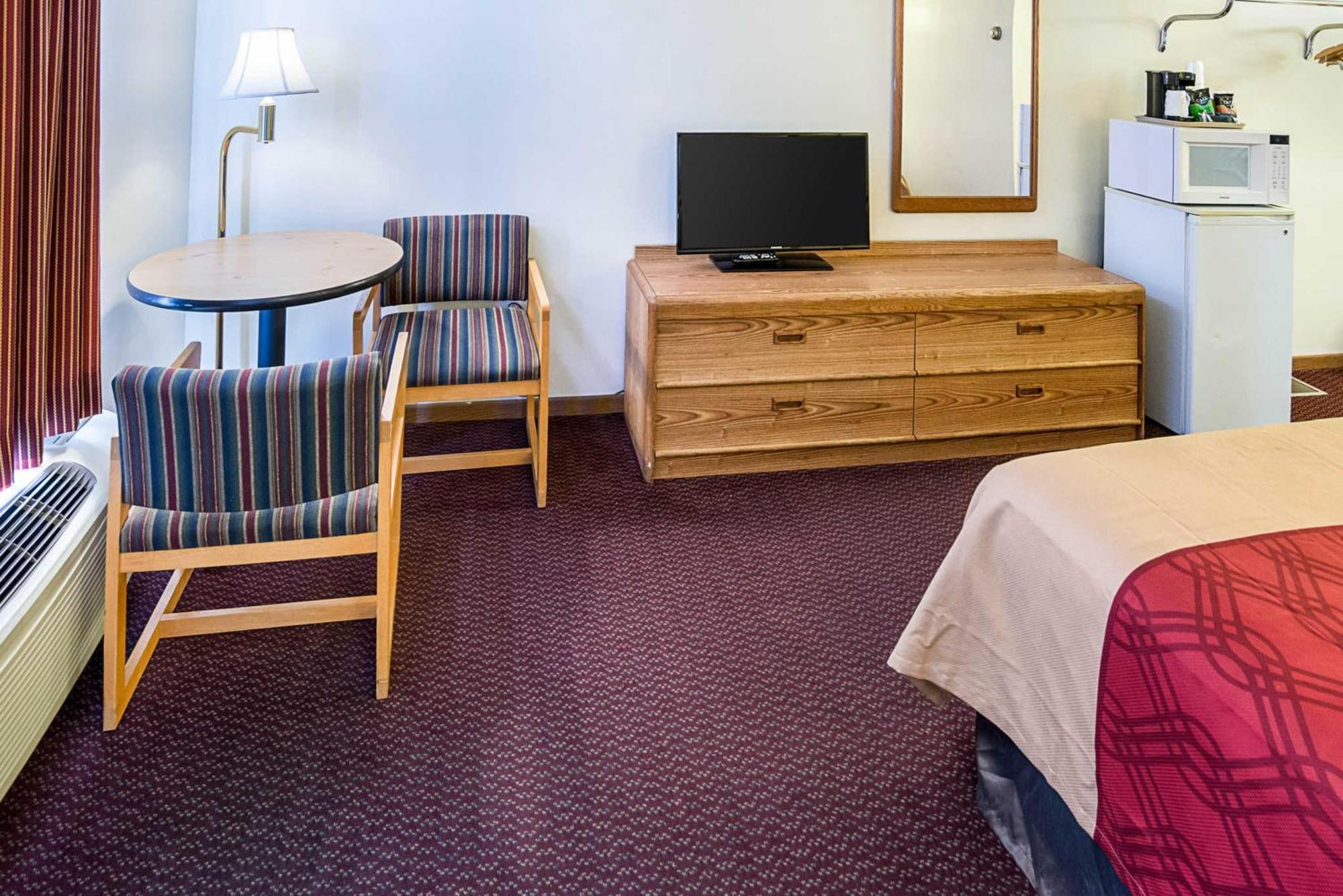 אוסטין Rodeway Inn & Suites מראה חיצוני תמונה